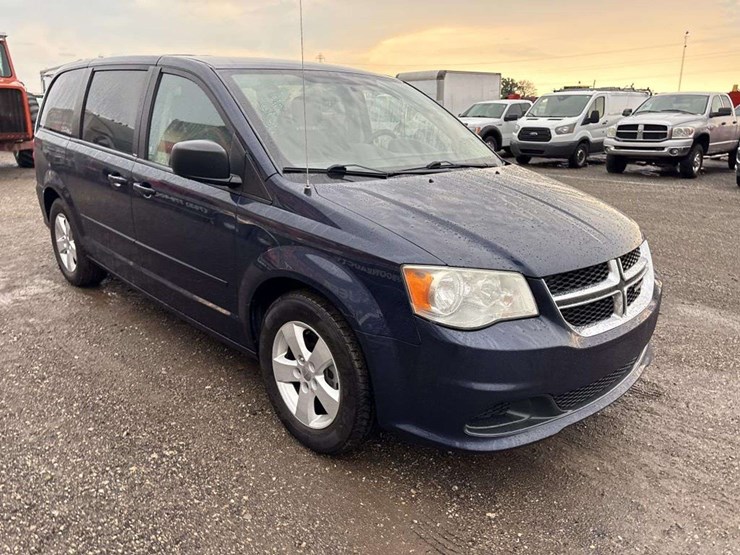 2013-dodge-grand-caravan-image-5