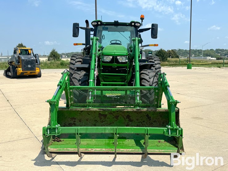 2023-john-deere-6r-155-image-2