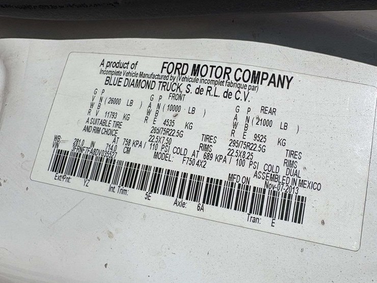 2013-ford-f750-image-33