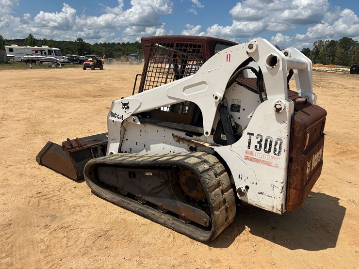 bobcat-t300-image-2
