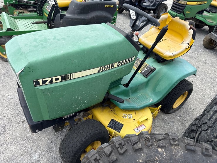 john-deere-170-image-2