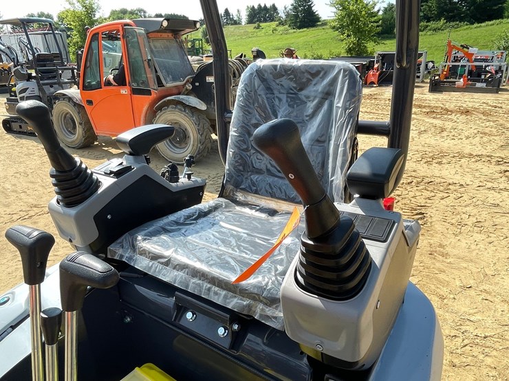 #423-•-ats-power-me18-mini-excavator-image-25