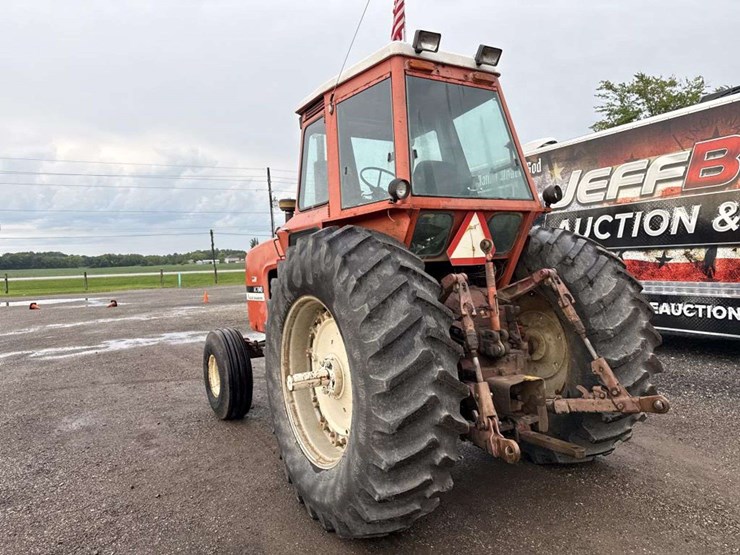 allis-chalmers-7040-image-2