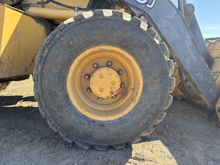 2007-deere-410j-image-31