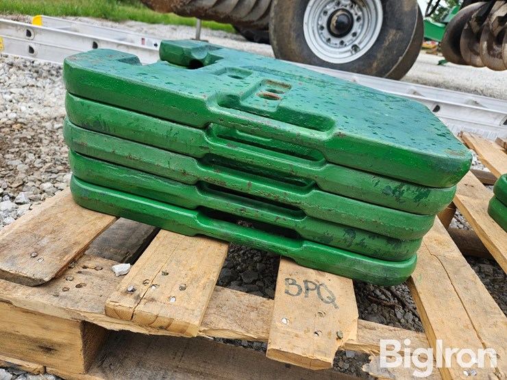 john-deere-suitcase-weights-image-11