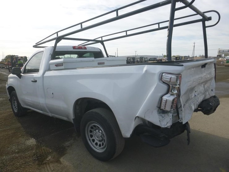 2019-chevrolet-1500-image-4