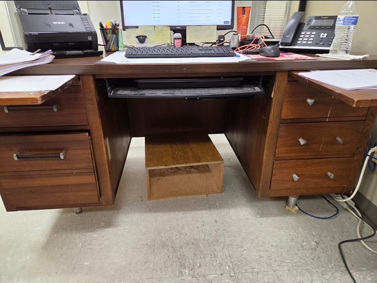 #136-•-wooden-desk,-brown-image-1