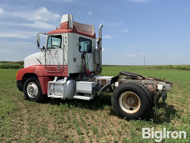 1991-freightliner-fld112-image-7