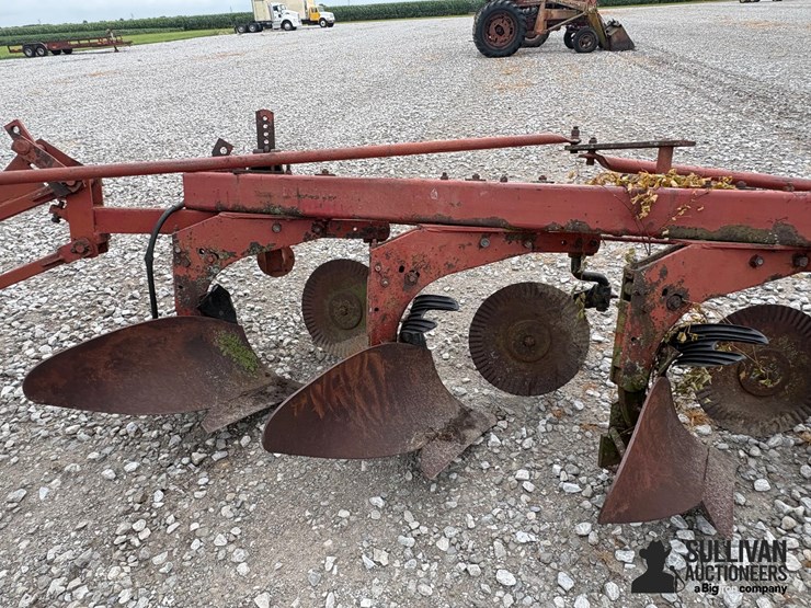 case-ih-710-image-13