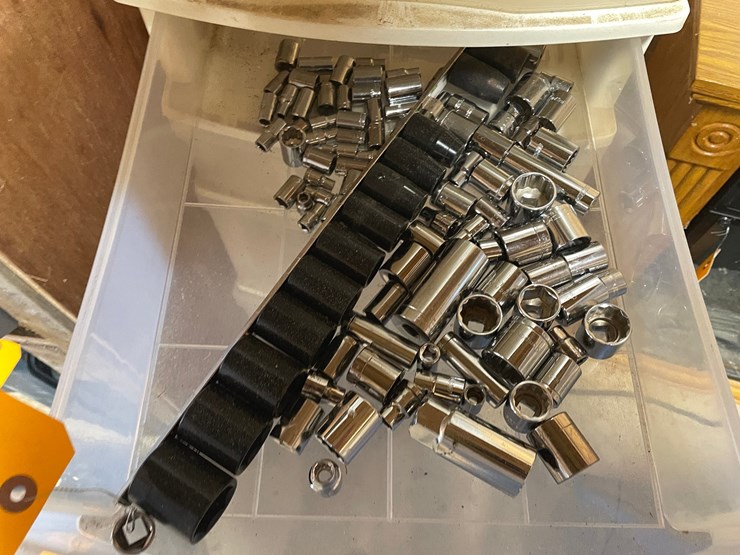#10174-•-plastic-shelf-organize-and-contents-image-11