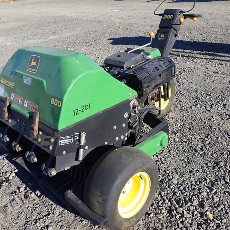 JOHN DEERE 800