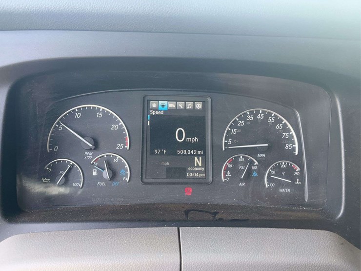 2021-freightliner-cascadia-truck-image-18