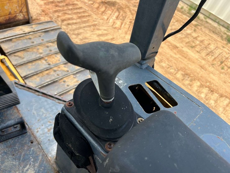 2007-deere-650j-lgp-image-37