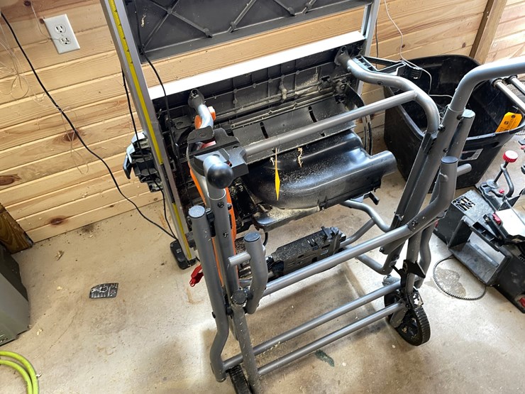 #10116-•-rigid-table-saw-on-rolling-stand-image-6