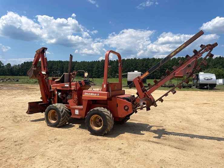 ditch-witch-4010-image-2