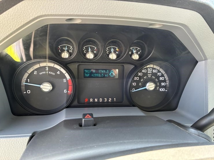2012-ford-f450-image-25