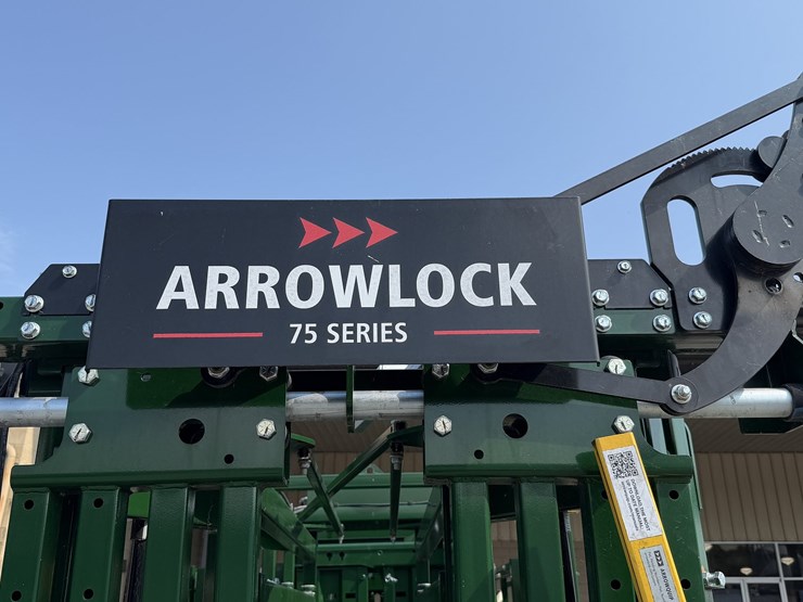 new/unused-arrowquip-heeler-75c-portable-corral,-chute-and-alley-image-29