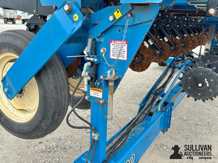 2008-kinze-3600-image-16