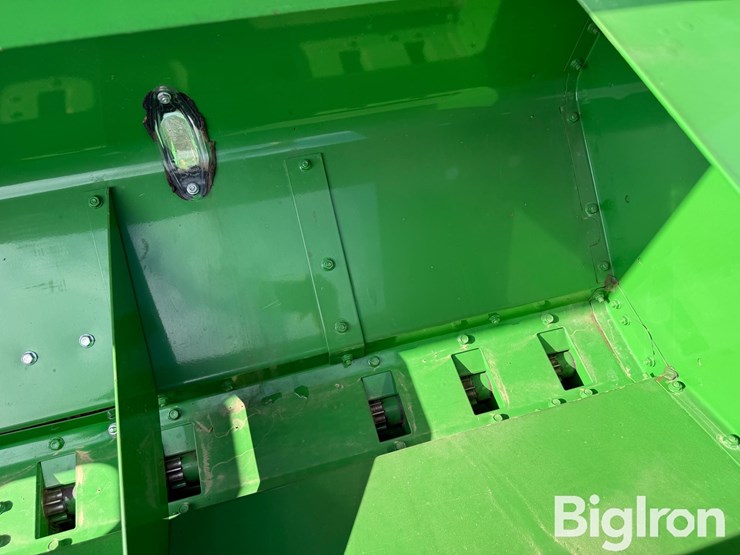 2020-john-deere-455-image-19