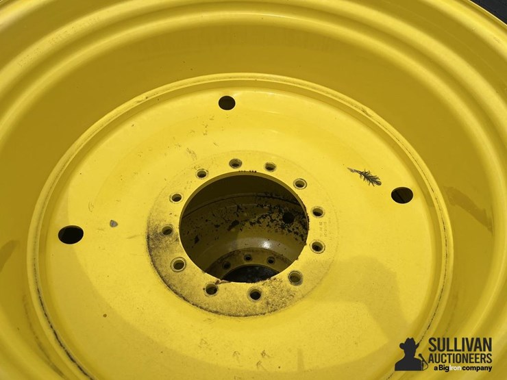 john-deere-12-image-12