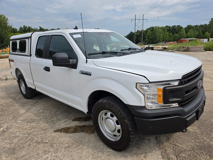 2020-ford-f150-image-10