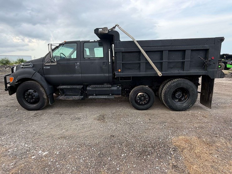 2006-ford-f750-image-9