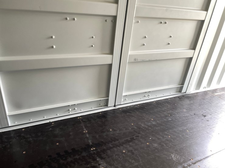 #401-•-40'-high-cube-multi-door-shipping-container-image-27