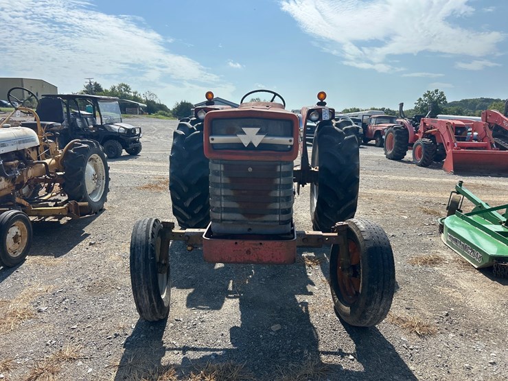 massey-ferguson-165-image-4