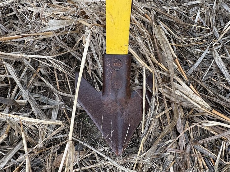 2007-john-deere-2210-image-13