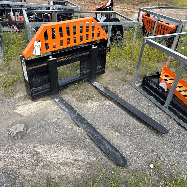 #49 • SKID STEER PALLET FORKS