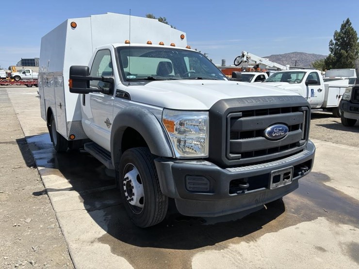 2015-ford-f450-sd-image-2