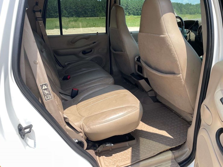 2000-ford-expedition-image-16