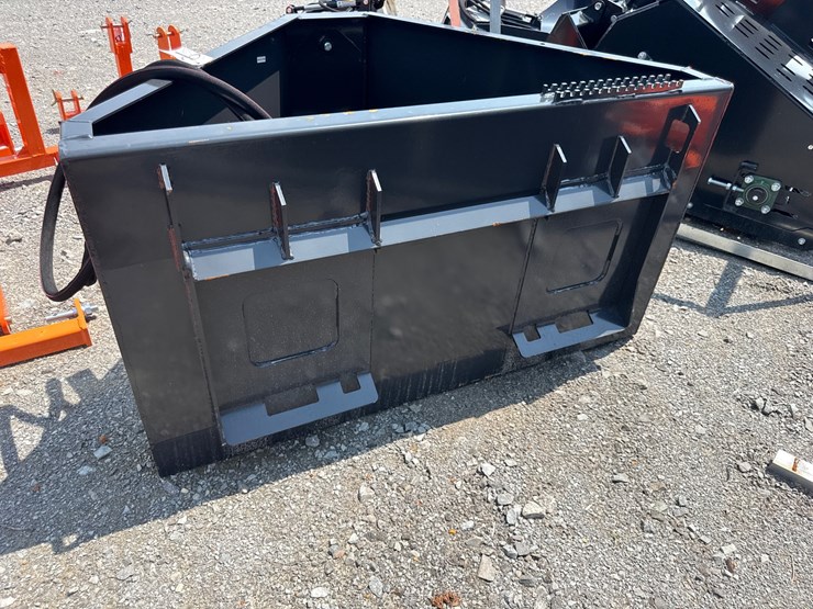 #94-•-skid-steer-concrete-bucket-image-3