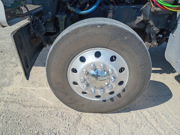 2014-western-star-4900-image-81