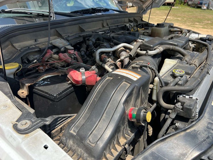 2015-ford-f550-image-54