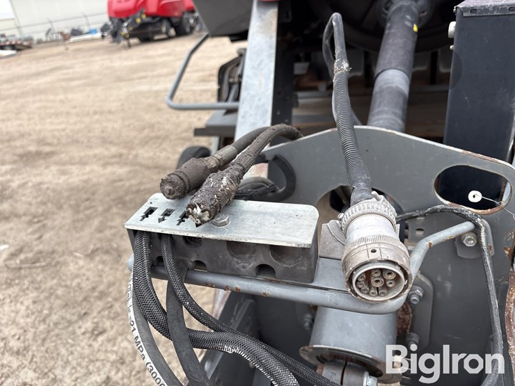 2011-massey-ferguson-2190-image-10