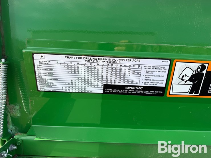 2020-john-deere-455-image-16