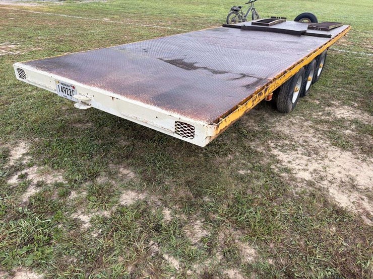 1984-custom-trailer-image-3