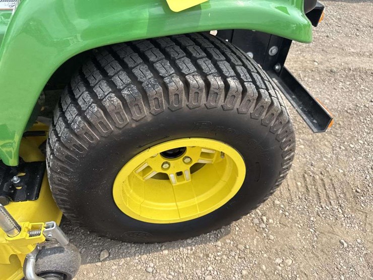 john-deere-x750-image-9