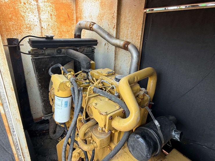 caterpillar-75-kw-image-14