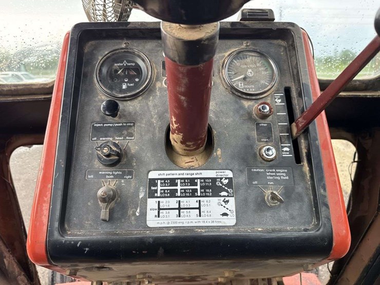 allis-chalmers-7040-image-20