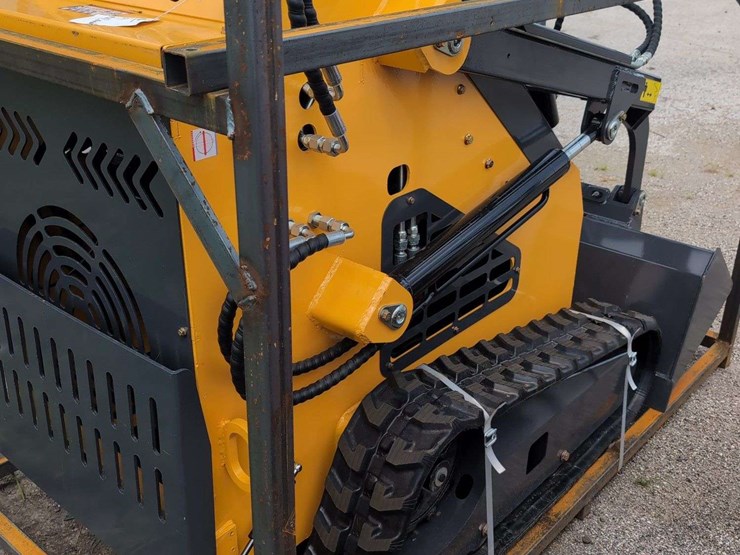 zjg-mini-skid-steer-loader-zj-380-(yellow)---15hp-image-8