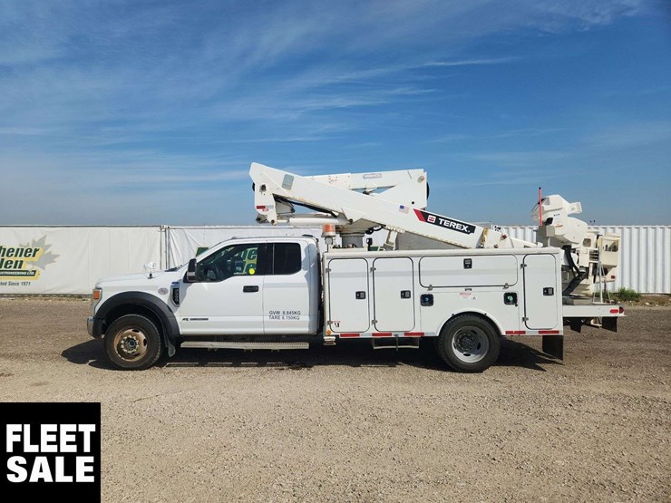 2020-ford-f550-image-17