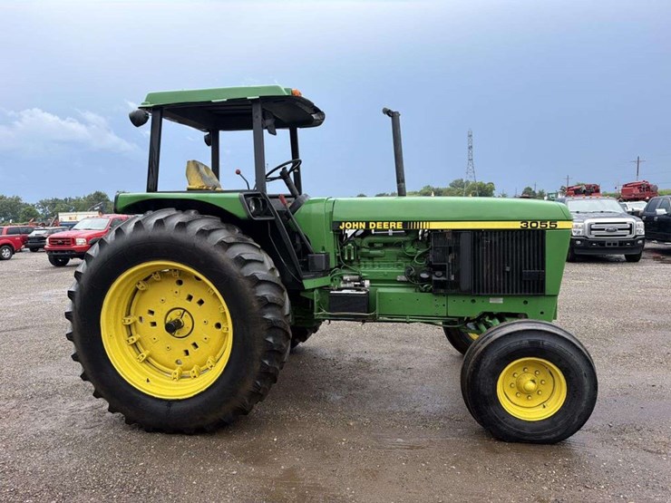 john-deere-3055-image-6
