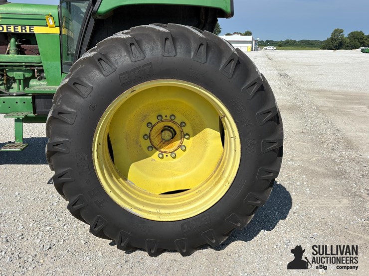 john-deere-4450-image-10
