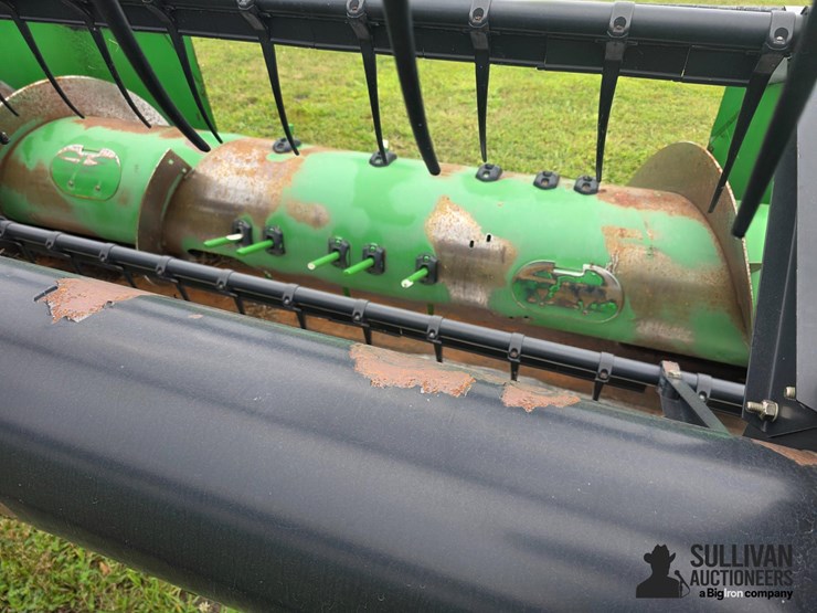 2010-john-deere-635f-image-13