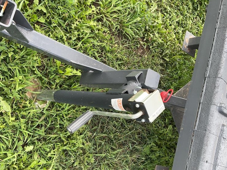 2026-linn-post-and-pipe-portable-loading-chute-image-11