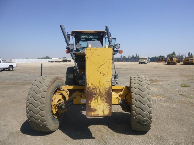 2012-deere-672gp-image-36