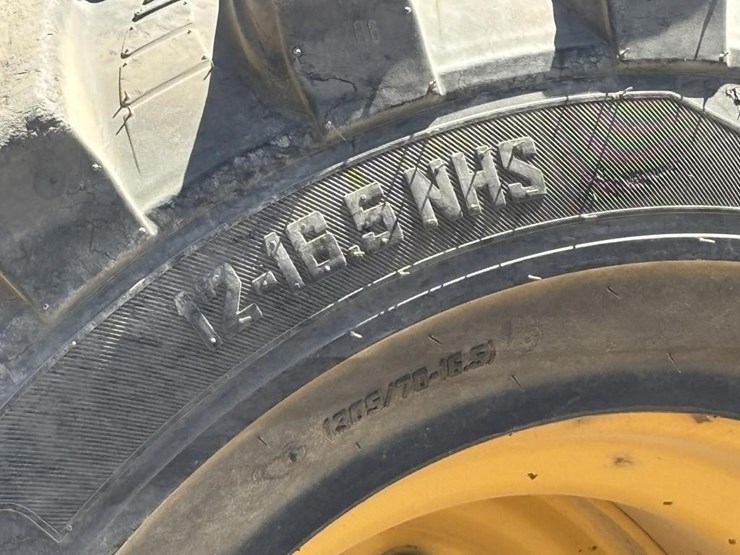 2019-caterpillar-272d2-image-19