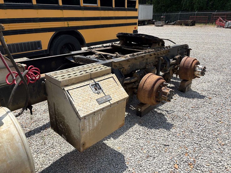 1998-mack-ch600-image-3